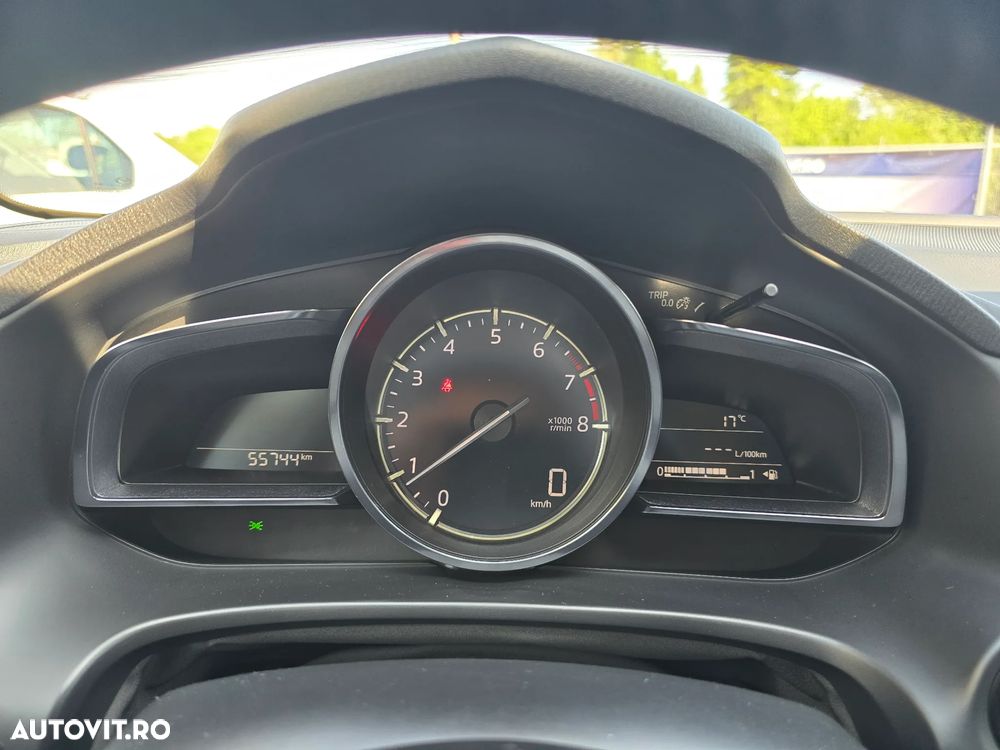 Mazda 3 G120 Revolution - 10