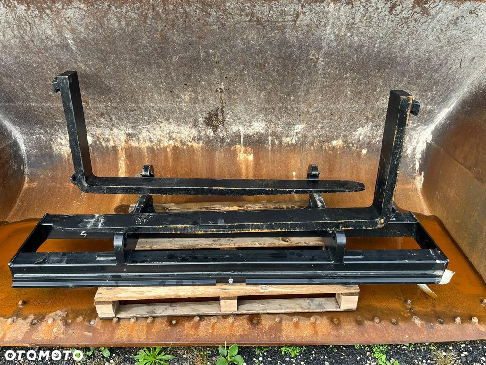 Nowe Widły renomowanej marki SE - 14