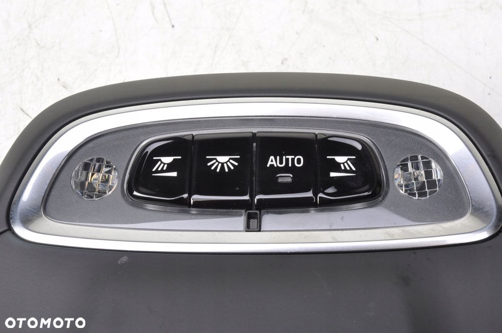 VOLVO XC90 II OŚWIETLENIE LAMPKA KABINY WNĘTRZA 31443745 - 2