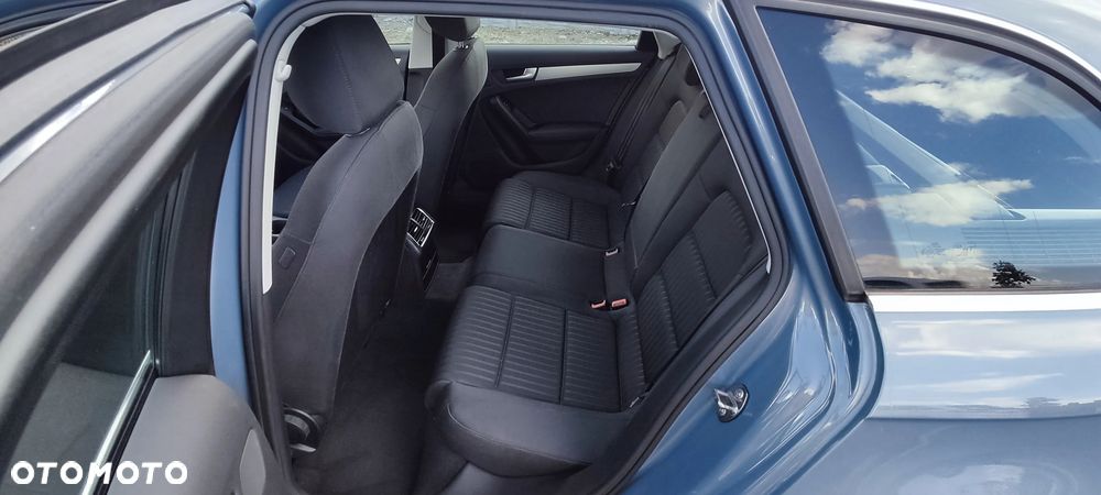 Audi A4 Avant 2.0 TFSI Ambition - 28