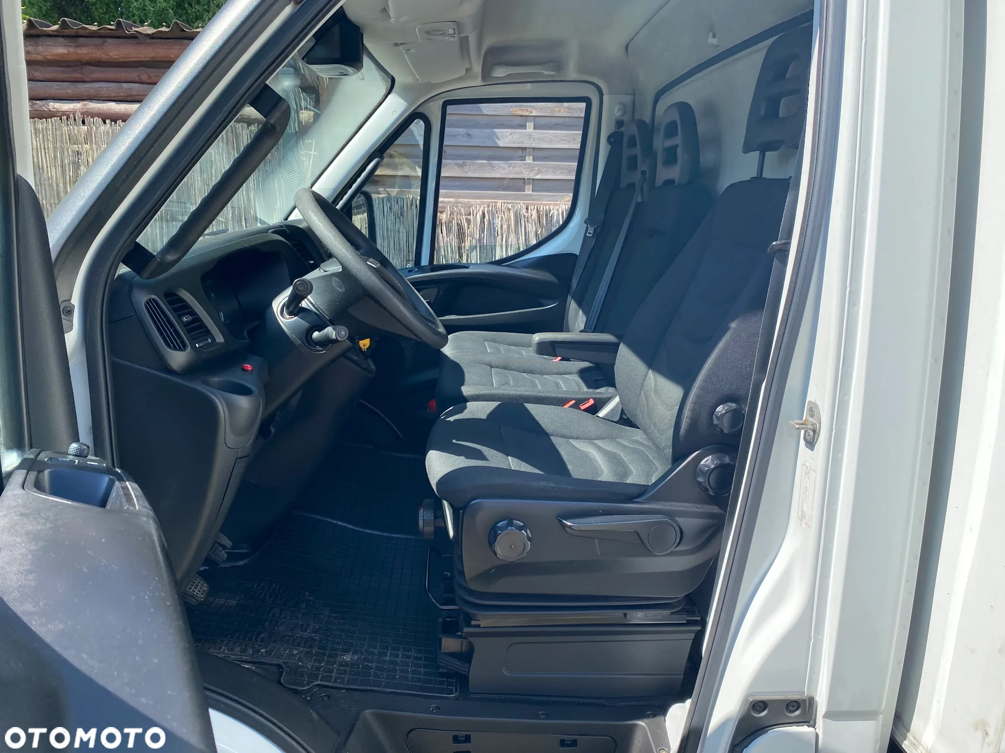 Iveco Daily 72C17, Kontener 6.08m, 2017, 15 Palet, Winda 1000KG, DMC 7.200kg kat.C 3.0 170KM - 11