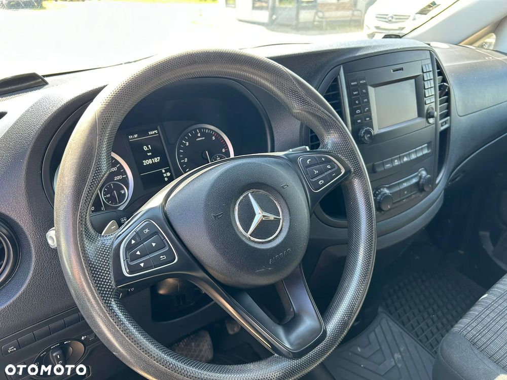 Mercedes-Benz Vito - 19