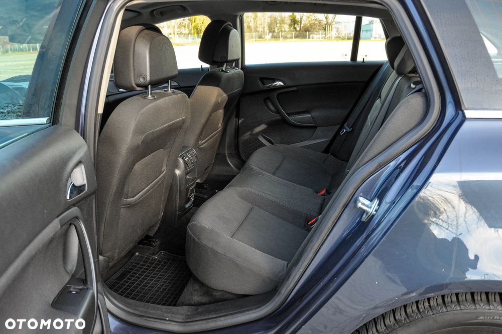 Opel Insignia 1.8 - 8