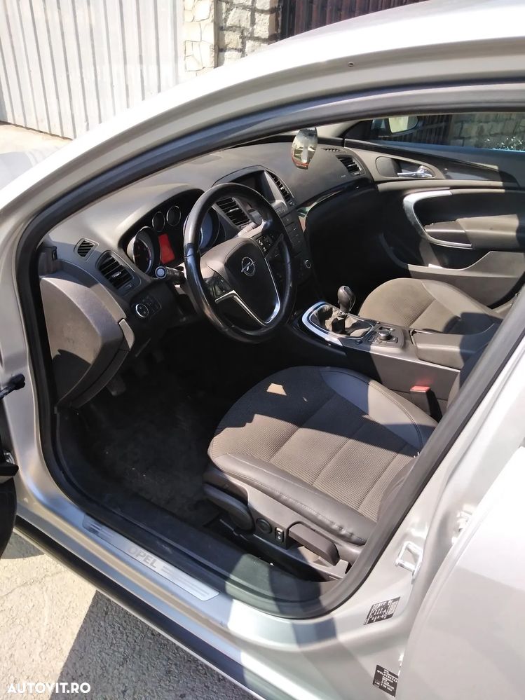 Opel Insignia 2.0 CDTI ECOFLEX - 2