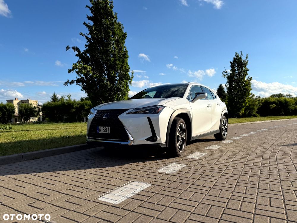 Lexus UX - 1
