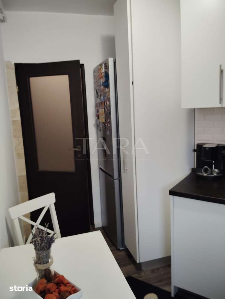Apartament 4 Camere, pe doua niveluri, Central Apahida — fotografia 3