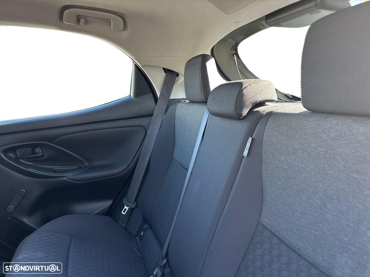 Toyota Yaris 1.0 VVT-i Comfort Plus - 11