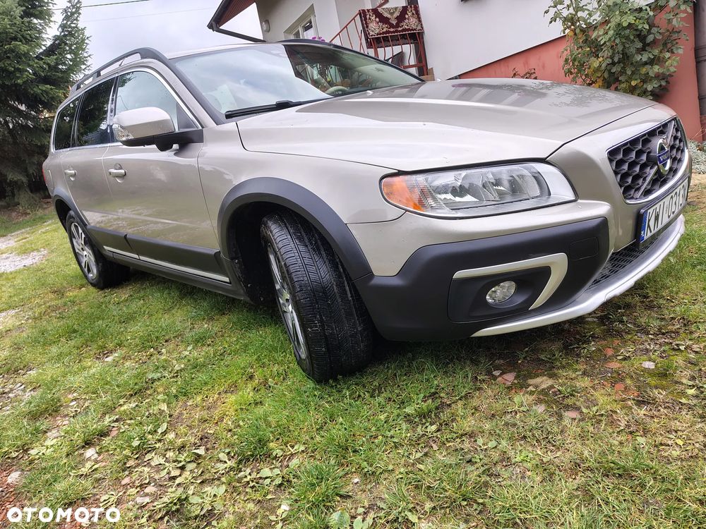 Volvo XC 70 3.2 AWD Momentum - 33
