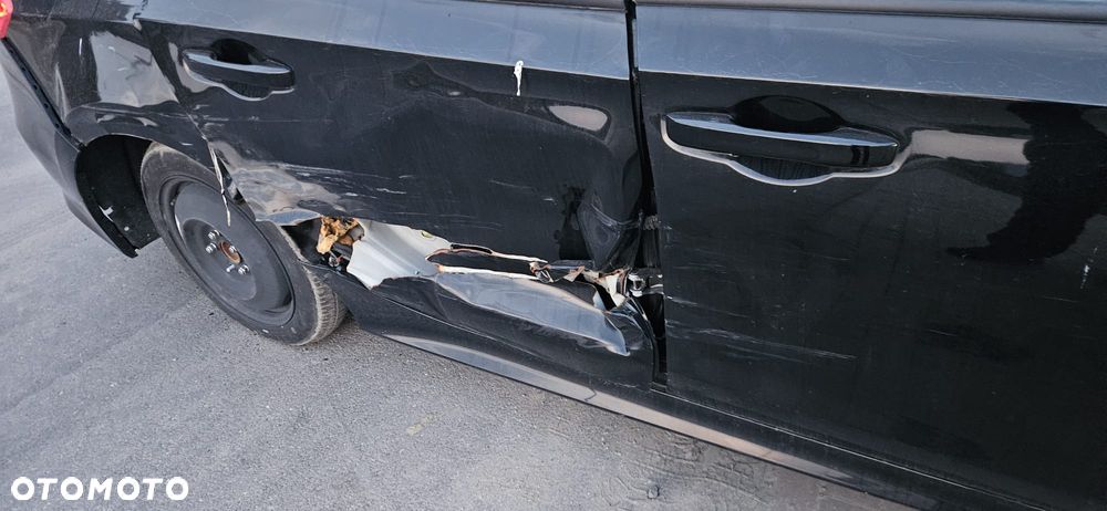 Honda Civic 2.0 i-VTEC LX CVT - 11