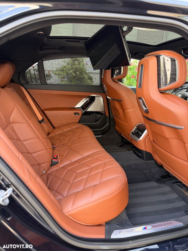 BMW Seria 7 - 7