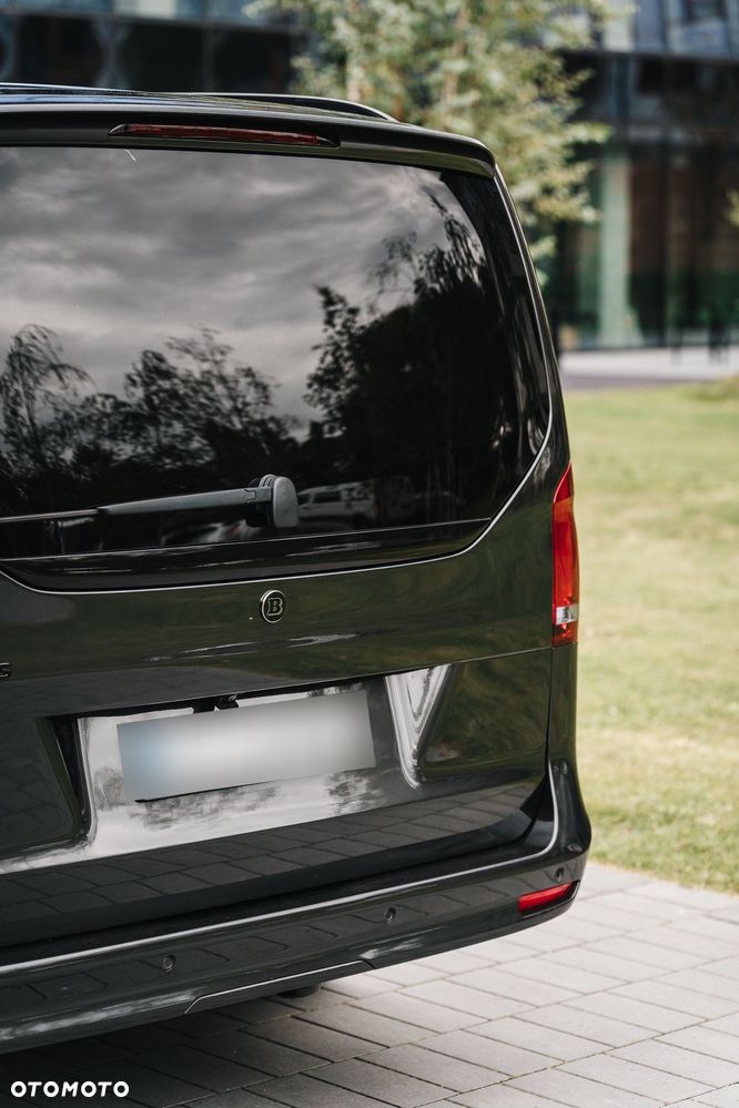 Mercedes-Benz Klasa V - 10