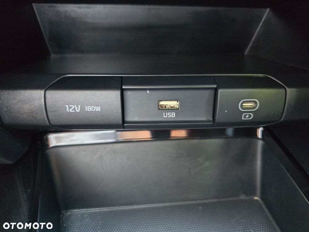Kia XCeed 1.0 T-GDI L Business Line - 23