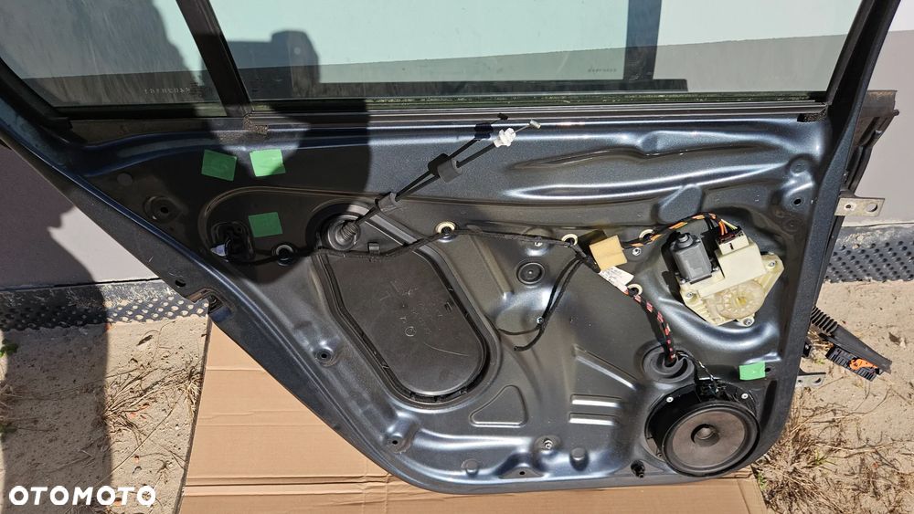 Drzwi lewe tył Skoda Rapid liftback tylne przedlift LF7Y przód lewe - 9