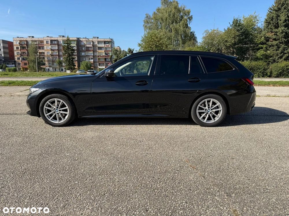 BMW Seria 3 320d Touring xDrive - 7