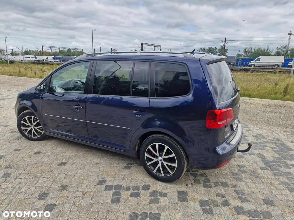 Volkswagen Touran 1.6 TDI DPF BlueMot Trendline - 11