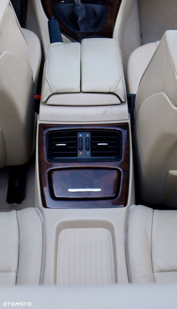 BMW Seria 3 335i - 16