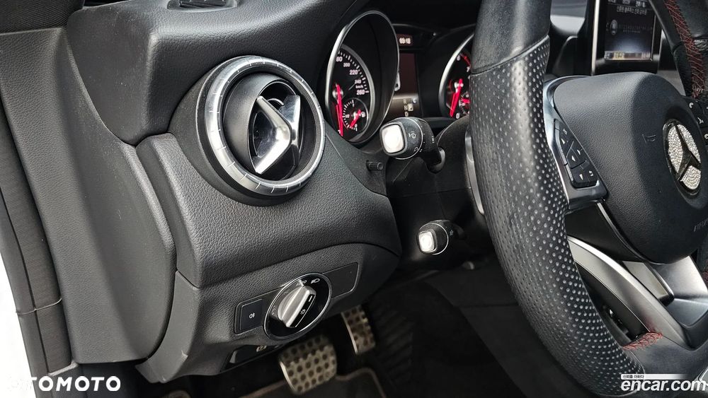 Mercedes-Benz CLA - 19