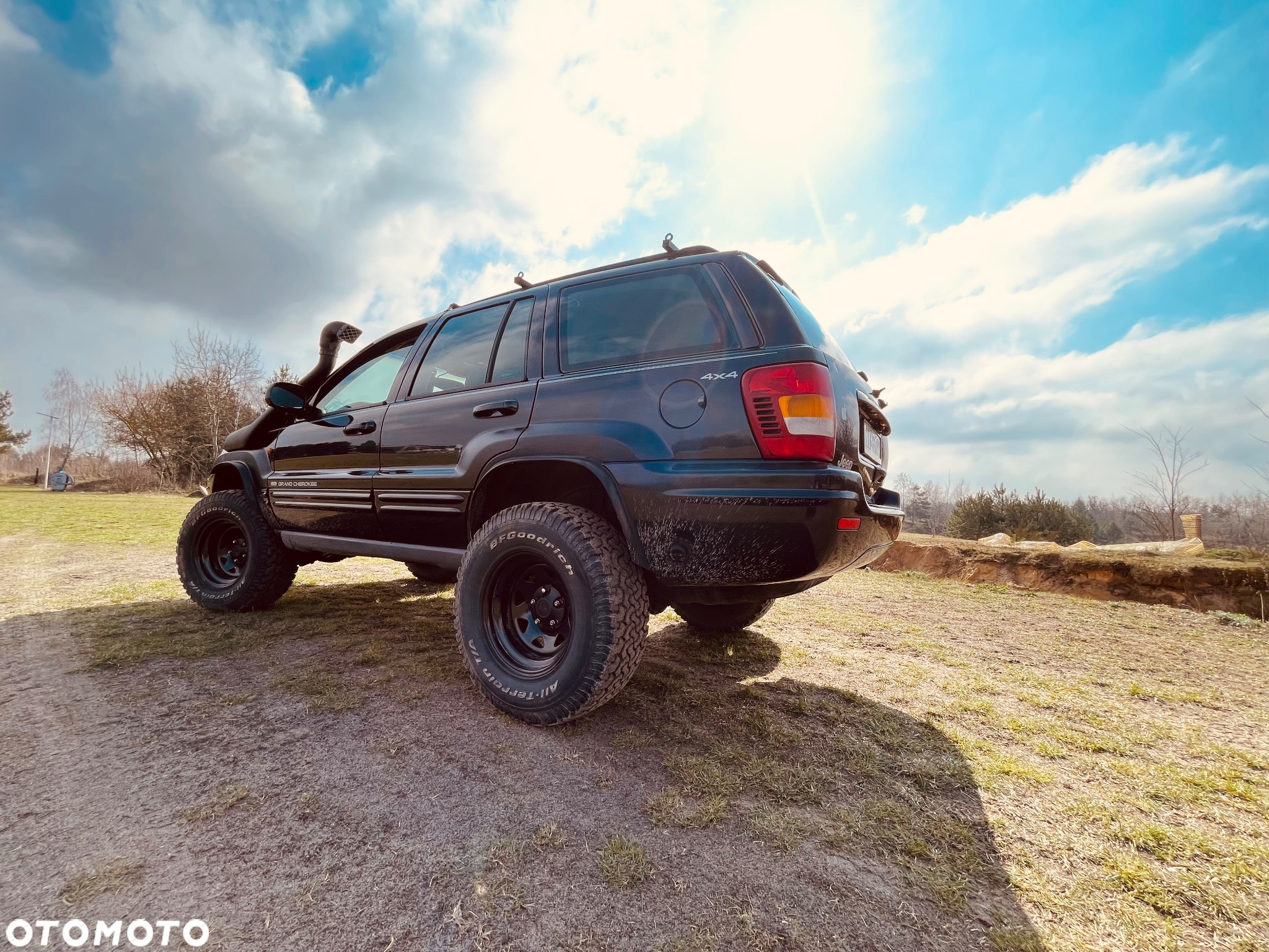 Jeep Grand Cherokee 4.0 Laredo - 16
