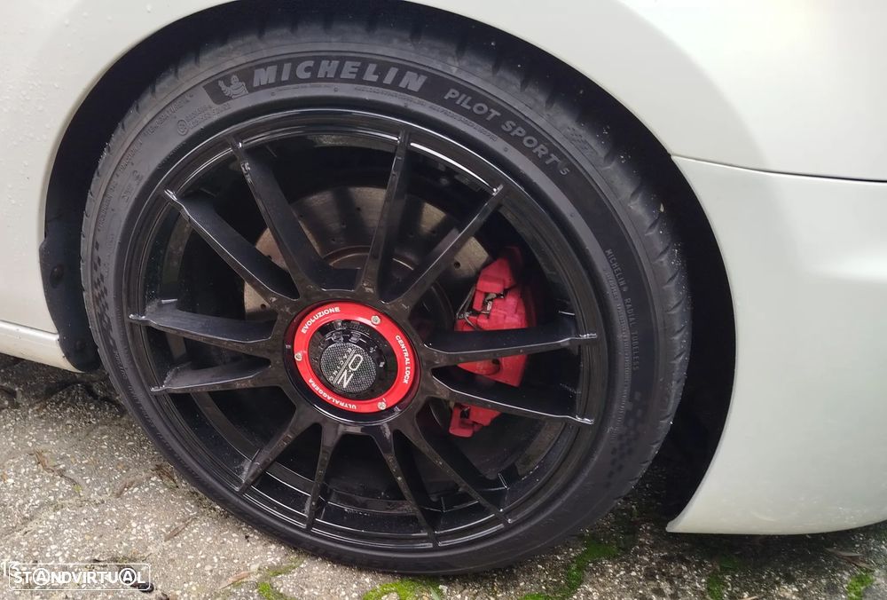 VW Golf 2.0 GTI DSG - 3