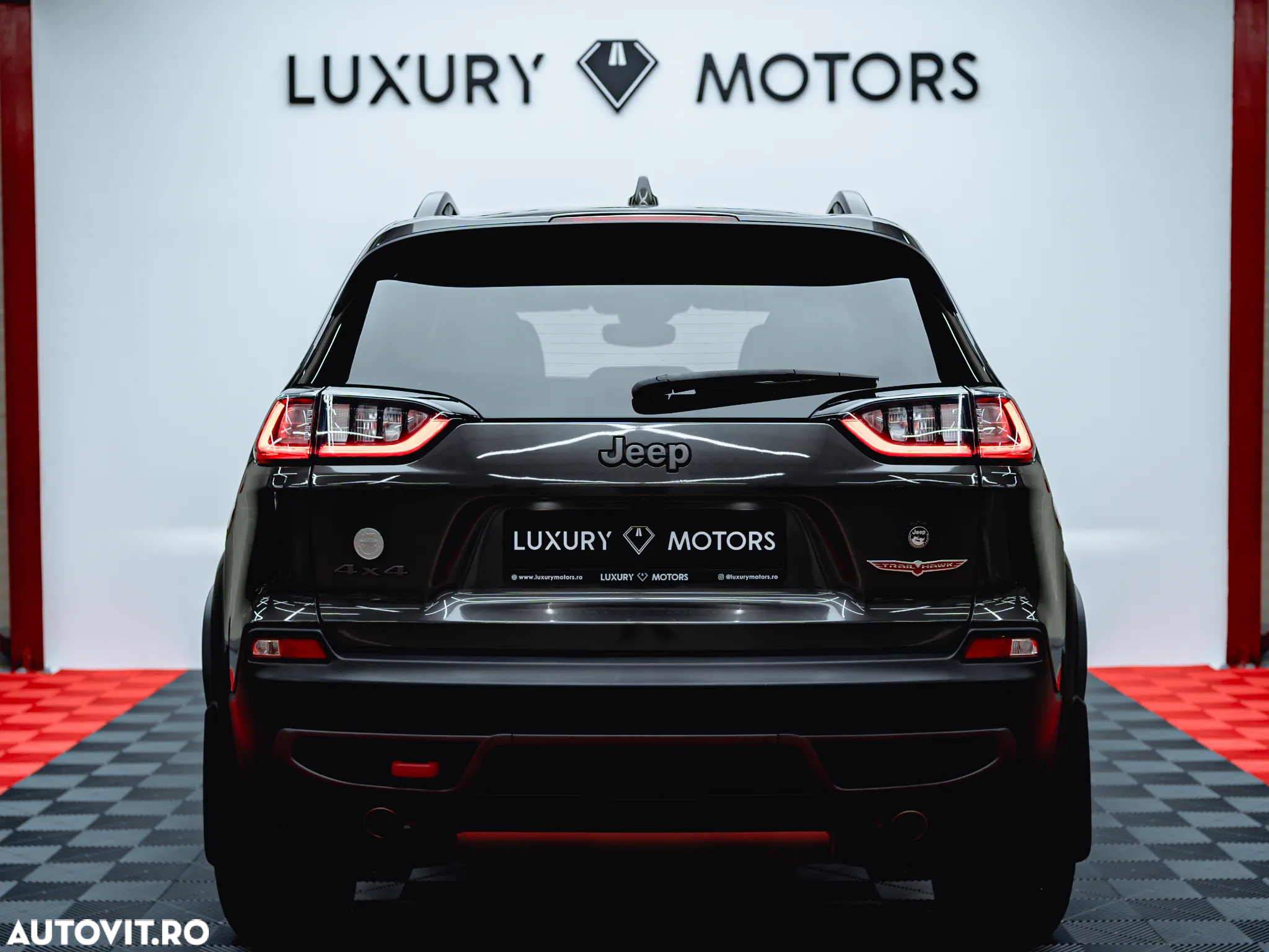 Jeep Cherokee 2.0 GME AT9 AWD ACTIVE DRIVE LOCK Trailhawk - 24