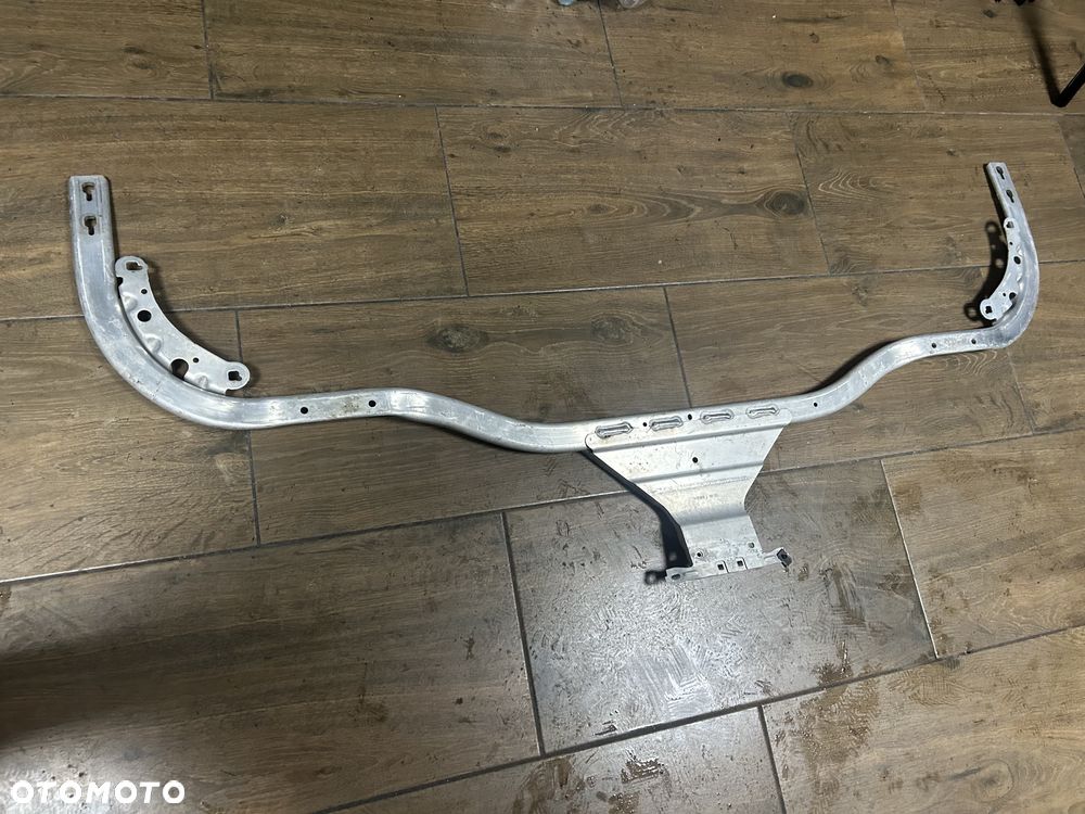 AUDI A8 D5 4N0 PAS PRZEDNI GÓRNE WZMOCNIENIE ORG. - 1