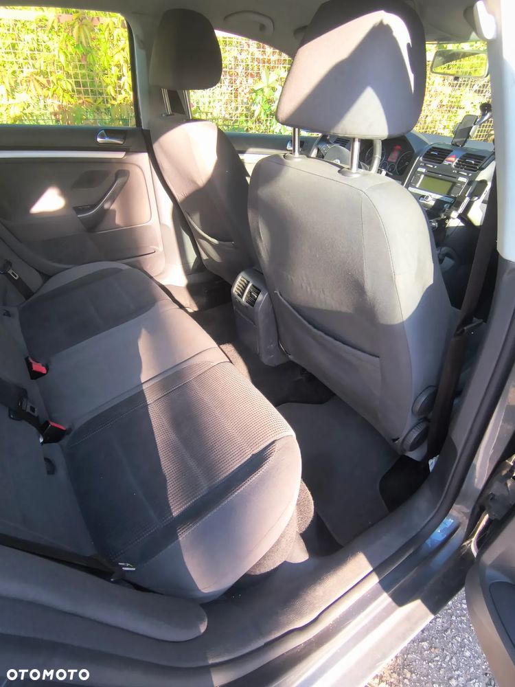 Volkswagen Jetta 1.9 TDI Comfortline - 15