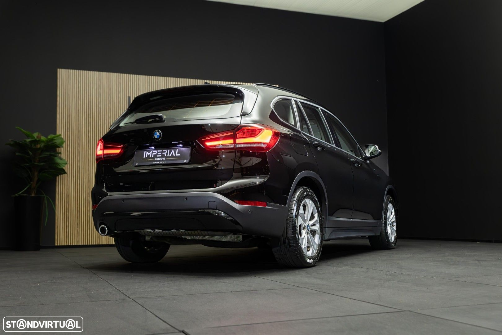 BMW X1 25 e xDrive Corporate Edition - 17