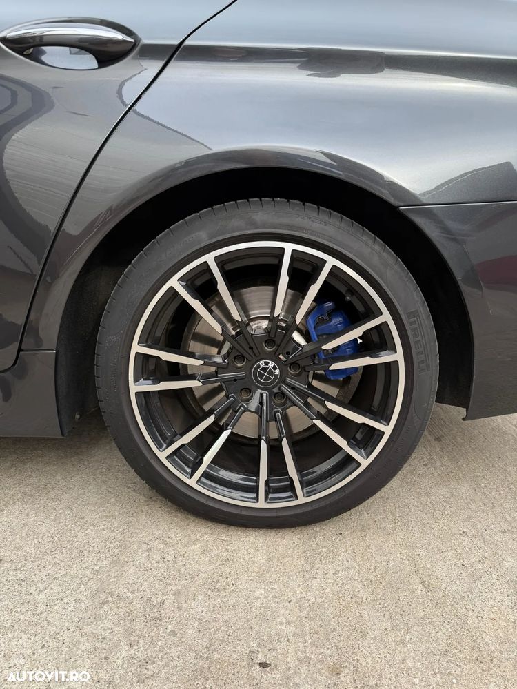 BMW M5 M550d xDrive - 13