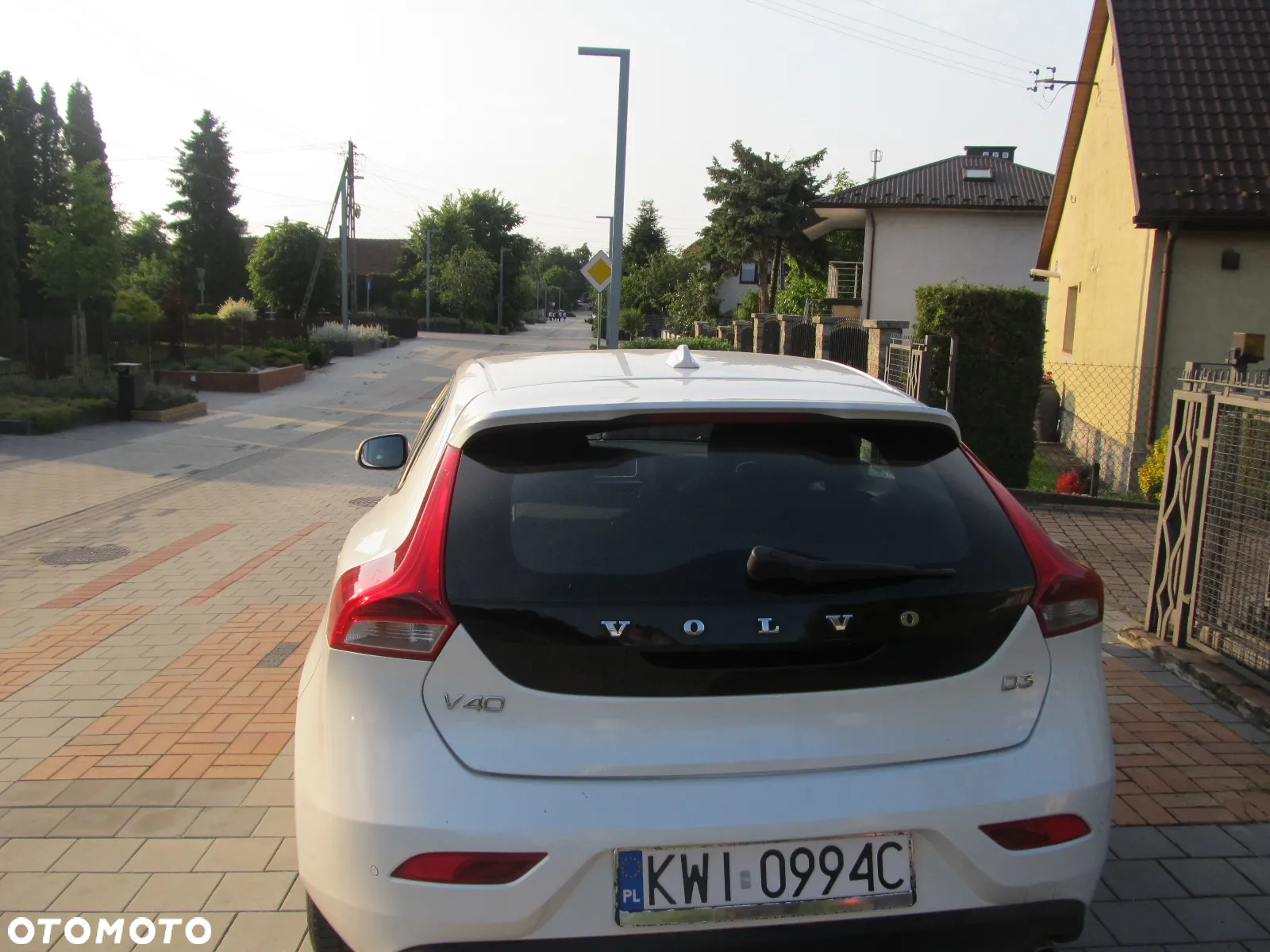 Volvo V40 D3 R-Design Momentum - 2