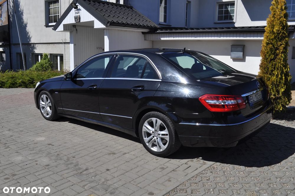 Mercedes-Benz Klasa E 250 CDI 4-Matic BlueEff Avantgarde - 6