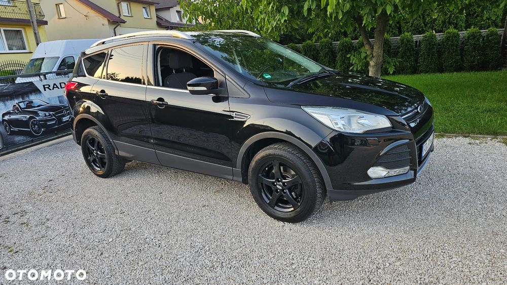 Ford Kuga 1.6 EcoBoost 2x4 Trend - 2