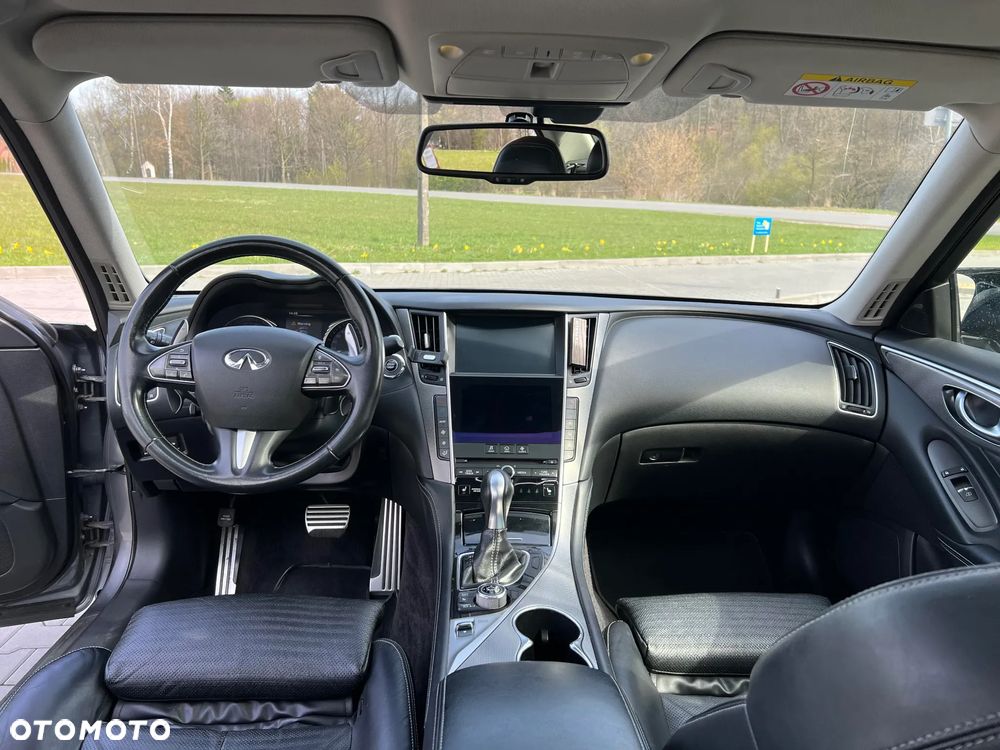 Infiniti Q50 Q50S Hybrid Sport Tech AWD - 11
