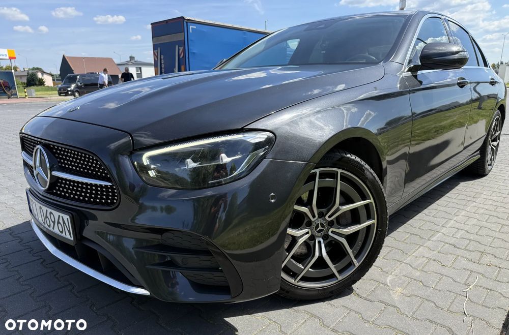 Mercedes-Benz Klasa E 220 d 4-Matic AMG - 2