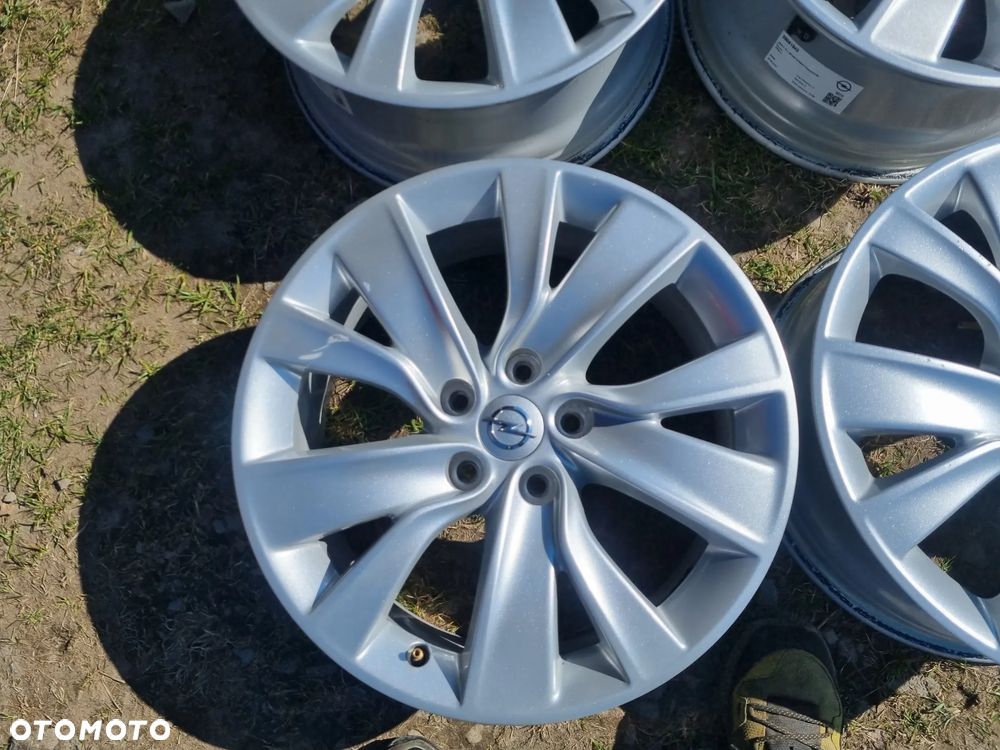 OPEL INSIGNIA B,ZAFIRA C,ASTRA J alu 7,5X18 ET41 5x115,czujniki bdb stan - 3