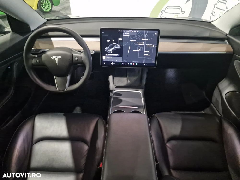 Tesla Model 3 - 23