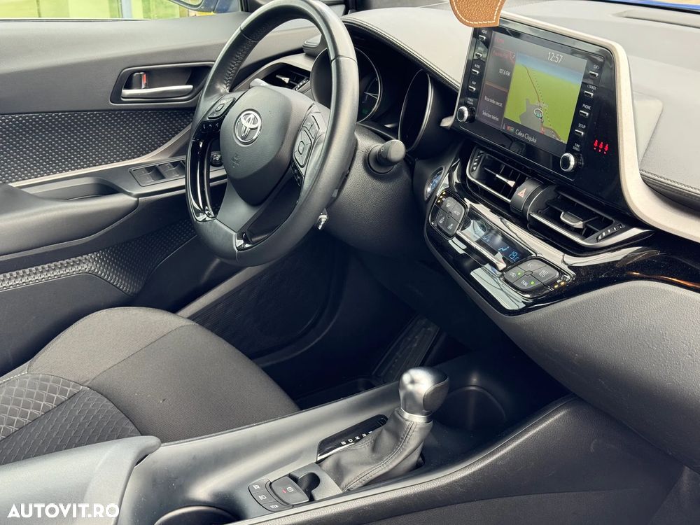 Toyota C-HR - 20
