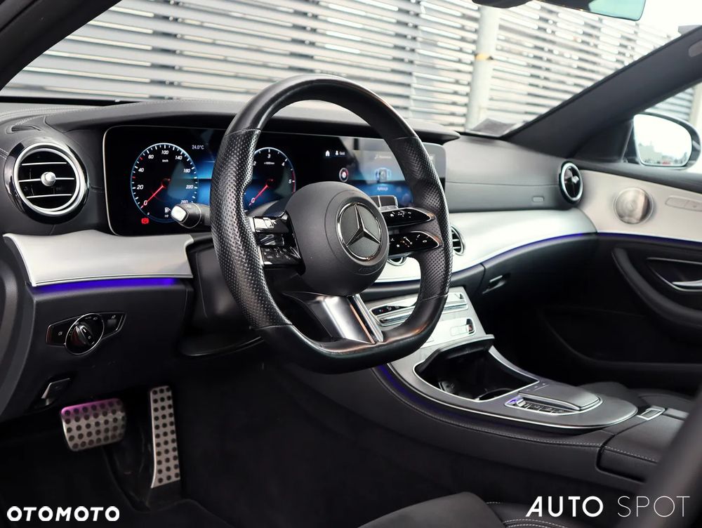 Mercedes-Benz Klasa E 220 d 4-Matic AMG - 18