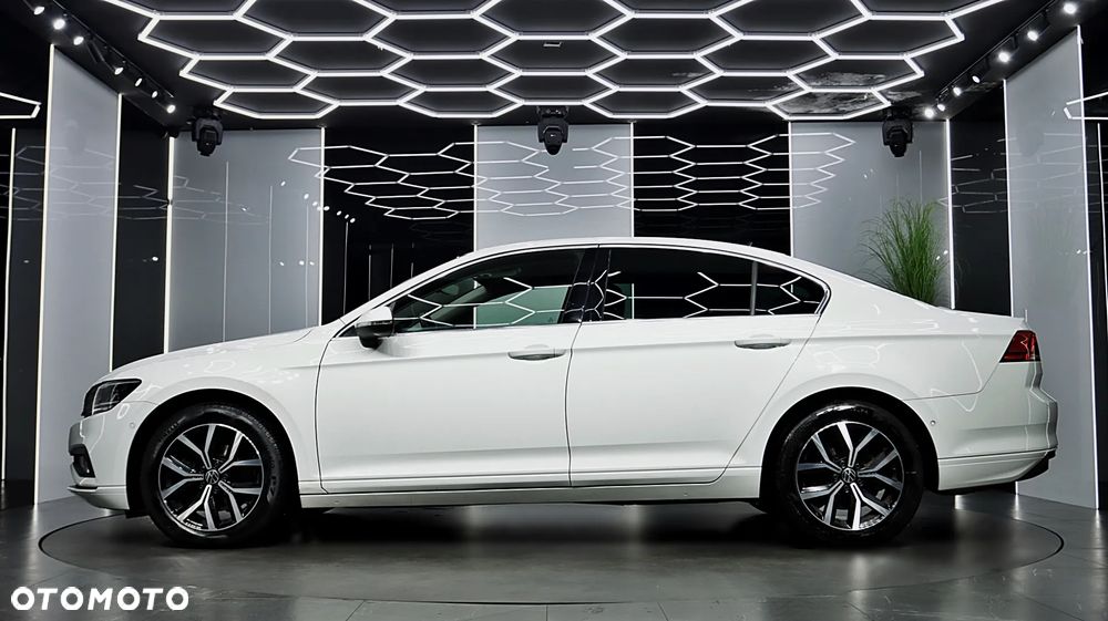 Volkswagen Passat 2.0 TSI Business DSG - 4