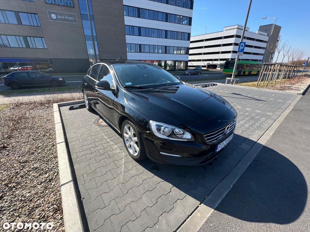 Volvo S60 D2 Drive-E Momentum - 8