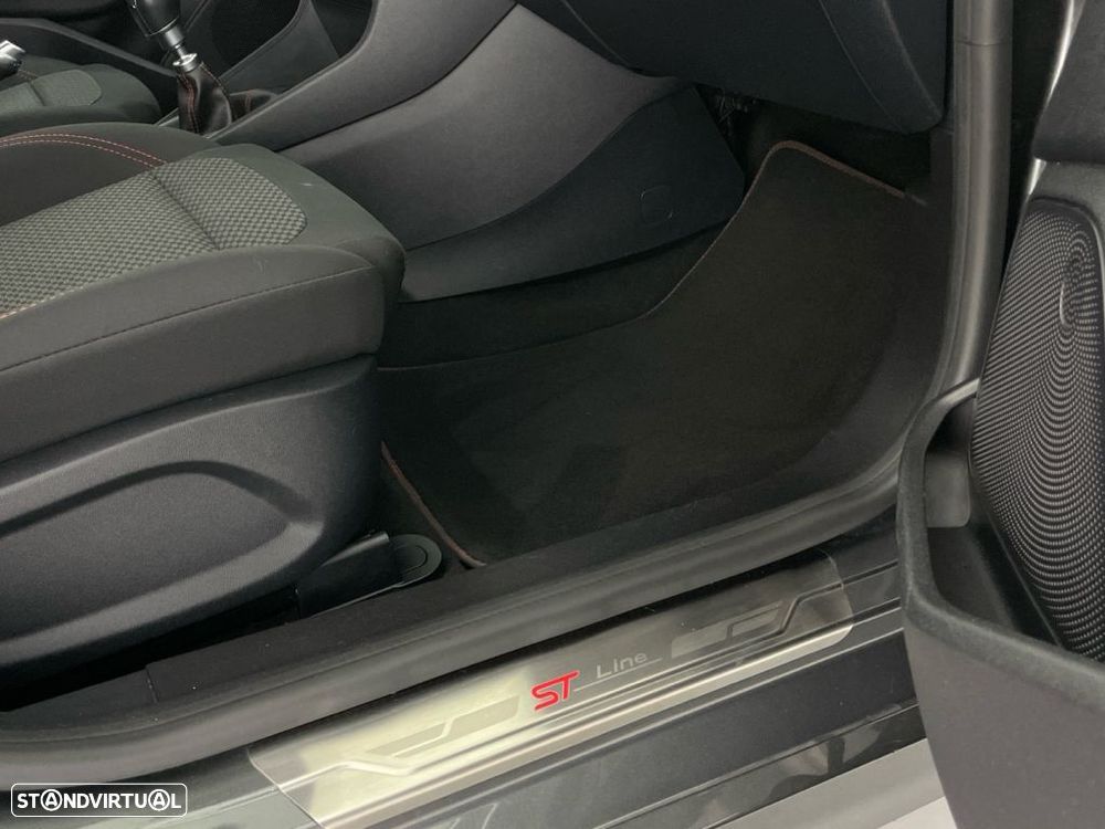 Ford Fiesta 1.0 EcoBoost ST-Line - 26