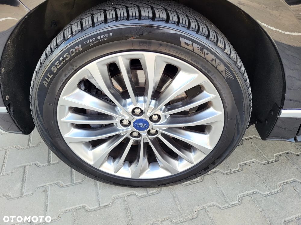 Ford Edge 2.0 EcoBlue Bi-Turbo 4x4 Vignale - 35