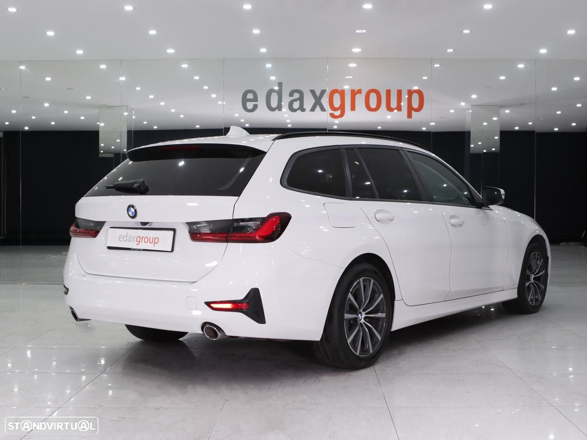 BMW 318 d Touring Auto - 3