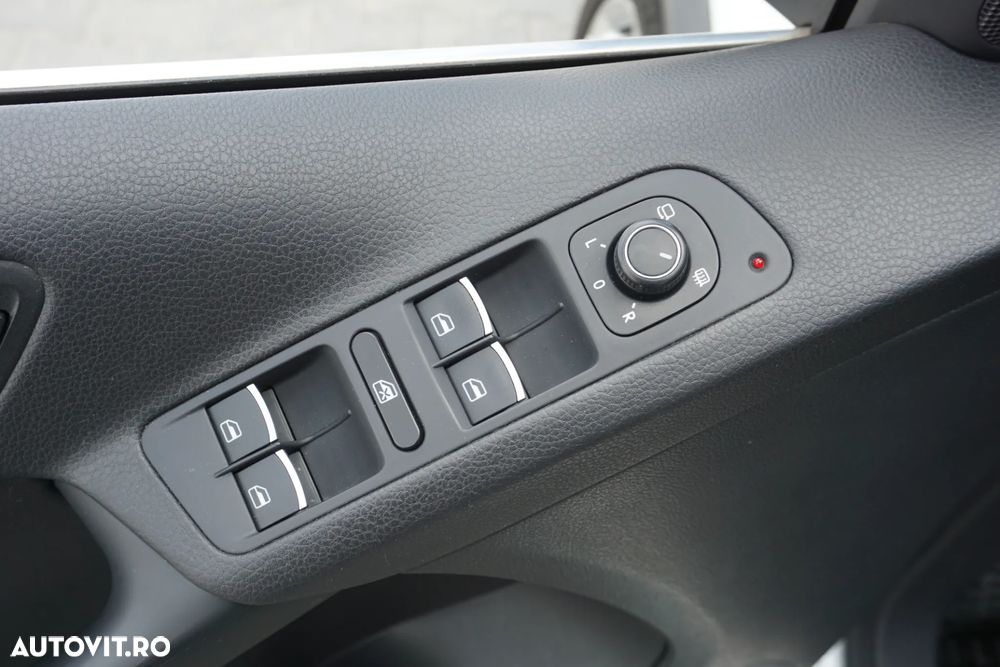 Volkswagen Tiguan 2.0 TDI SCR 4MOTION DSG R-Line - 17