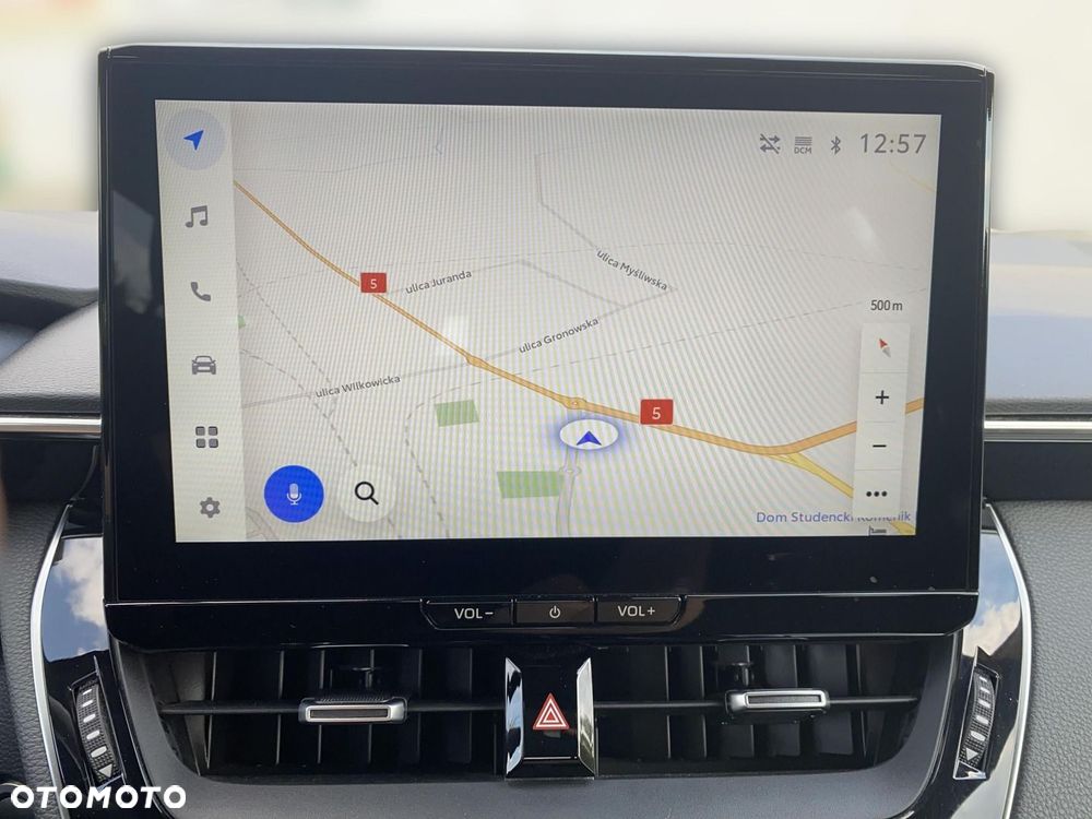Toyota Corolla 1.8 Hybrid Comfort - 23