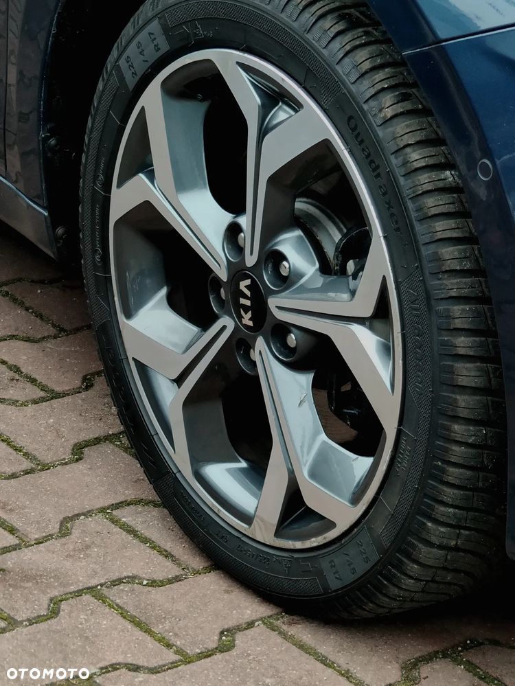 Kia Ceed 1.6 CRDi DCT Platinum Edition - 9