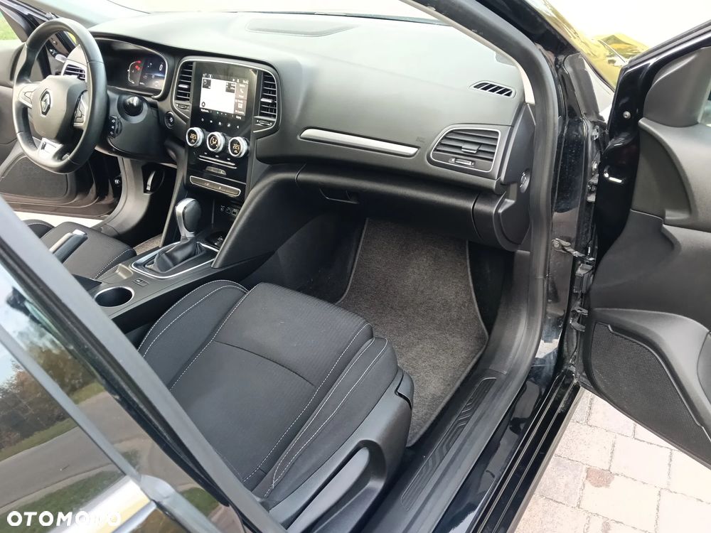 Renault Megane TCe 140 GPF EDC BUSINESS EDITION - 16