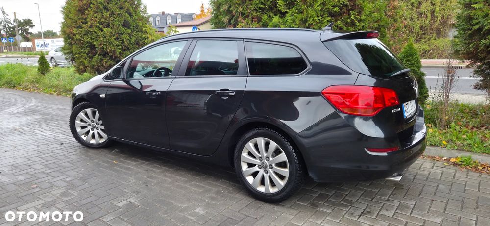 Opel Astra 2.0 CDTI DPF Automatik Design Edition - 8