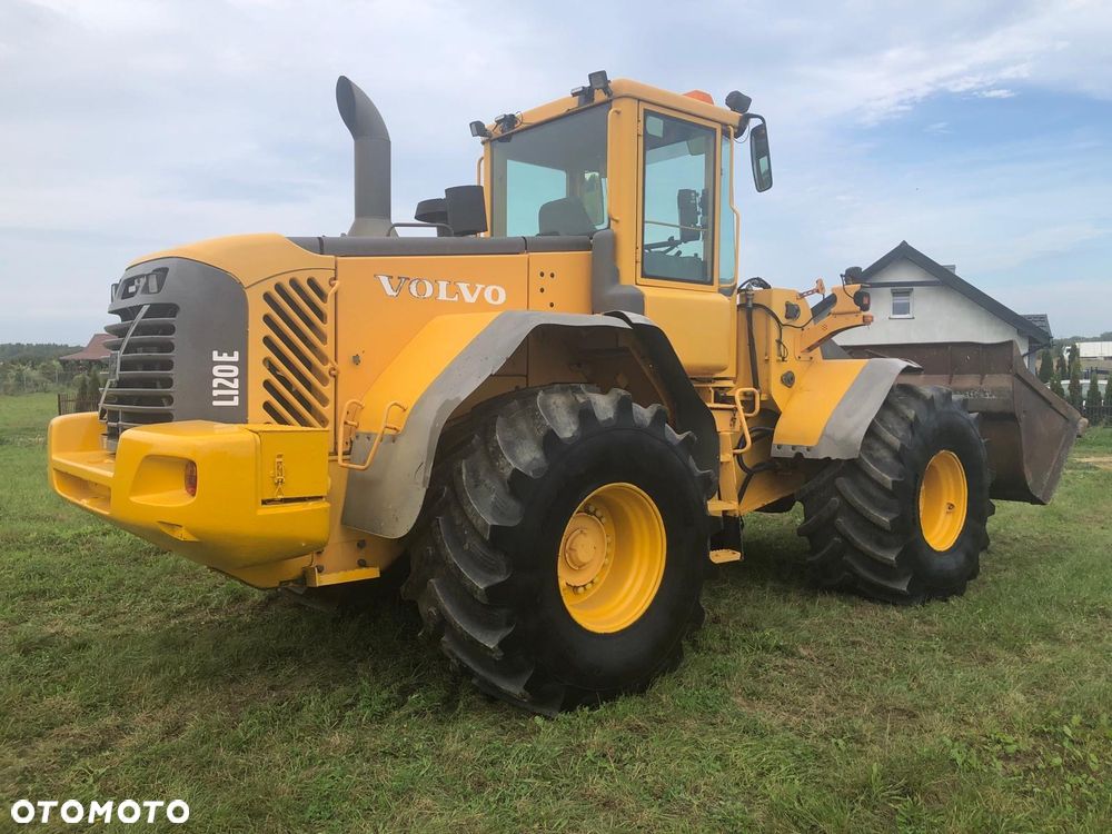 Volvo L120E - 24