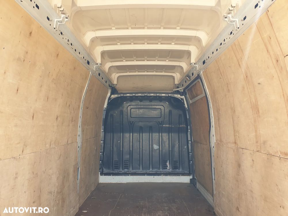 Renault Master - 11