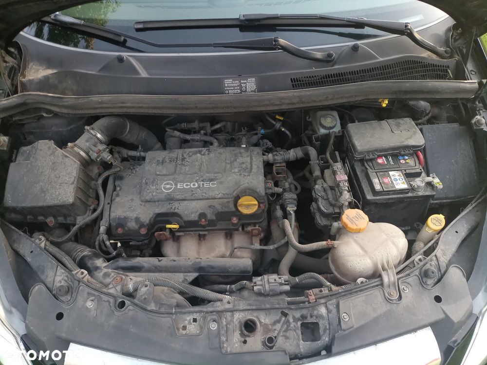 Opel CORSA - 12